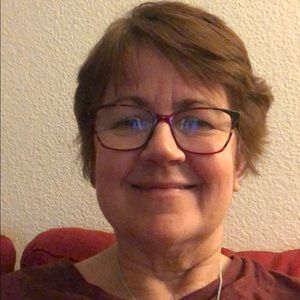 Meet your Posher, Cindy